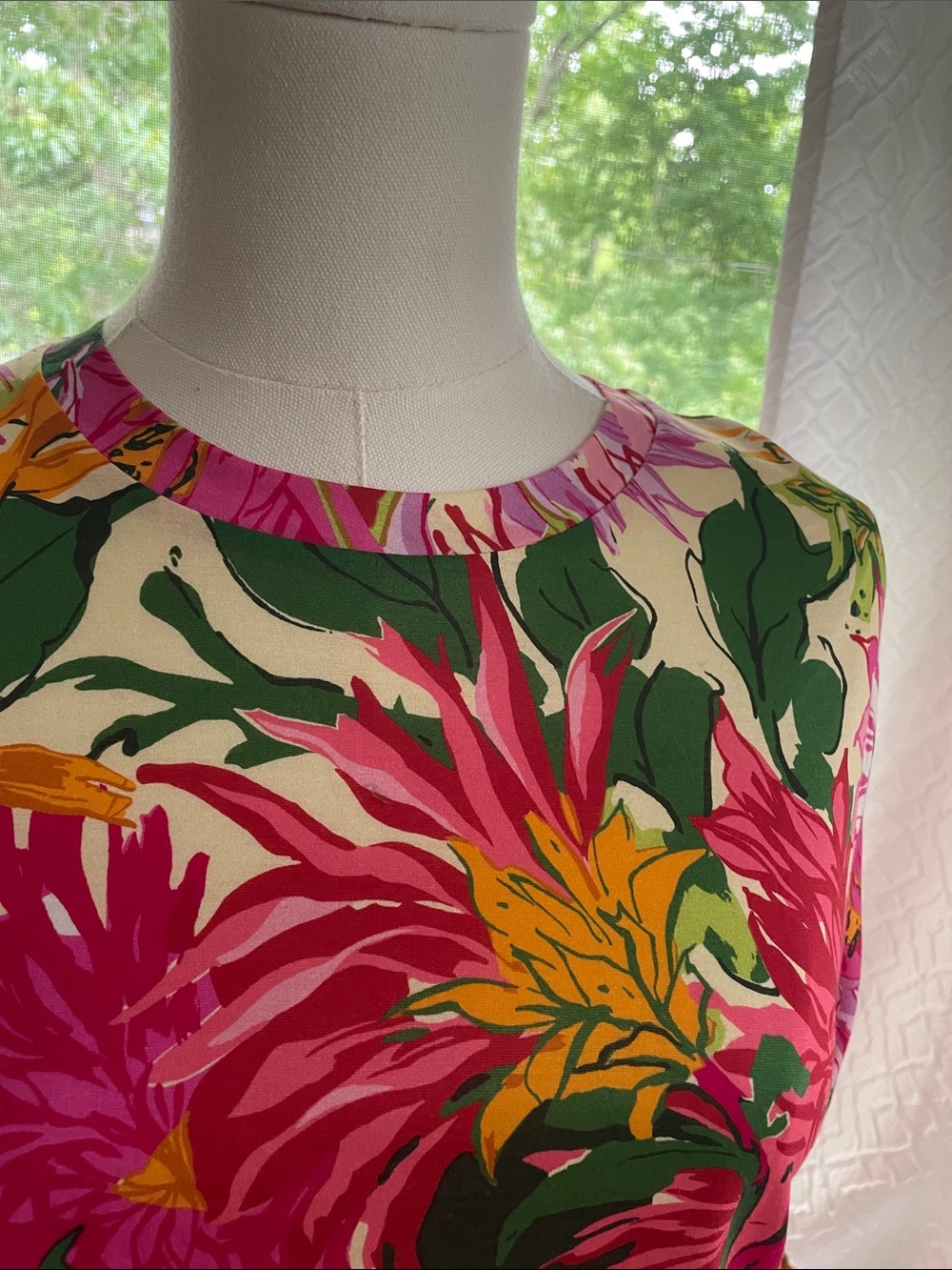 Max Mara Weekend Floral Short-Sleeve Top — Pink Multi PTP 19.5 - Picture 8 of 12